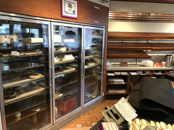 Traub's Bakery: 1020 Lincoln Avenue, Prospect Park, PA 19076